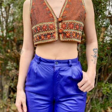 Under Giant Trees Embroidered Cropped Vest