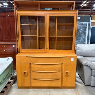 Heywood-Wakefield Mid-Century Credenza with Glass Door Hutch