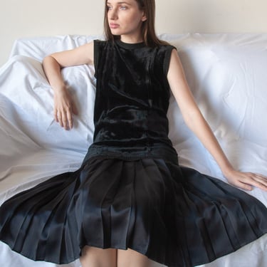 3076d / black velvet pleated dropwaist dress 
