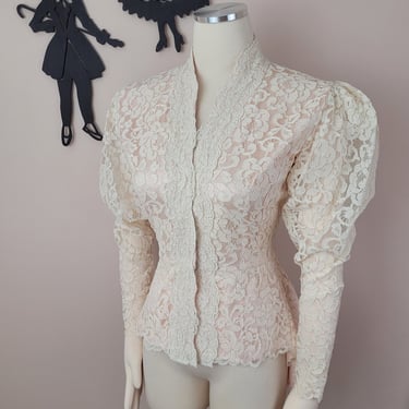 Vintage 1980's Blush Lace Top / 80s Nude Puff Sleeve Blouse S 