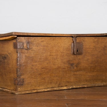 18th Century Country French Provincial Farmhouse Oak Storage Chest 