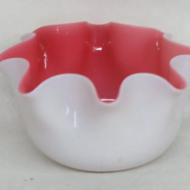 Pink and White Cased Uranium Glass Ruffled Rim Custard Cereal Candy Bowl 3270B