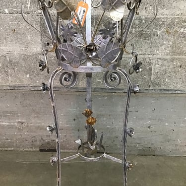 Ornate Plant Stand (Seattle)