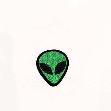 Green Alien Head Retro Patch Iron-on UFO Souvenir Extraterrestrial Outer Space Patches 