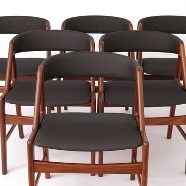 Set of 6 vintage chairs Henning Kjaernulf Denmark 1960s 