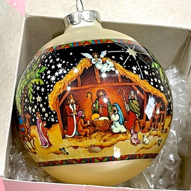 VINTAGE: 1982 - Nativity Glass Ornament with Box - Christmas Tree Ornament - Holiday 