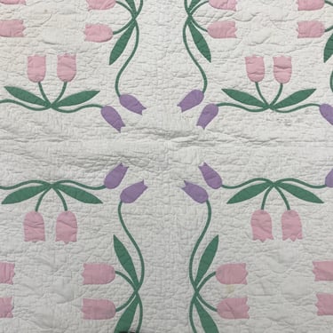 Handmade Floral Quilt, Cotton. Tulip Design, Pastel Shades, Pink, Purple, Americana, Folk Art, Spring Floral Design, IW 