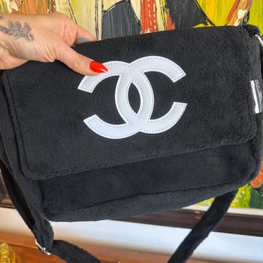 Authentic NEW Chanel CC GWP Furry Shoulder Back Black 