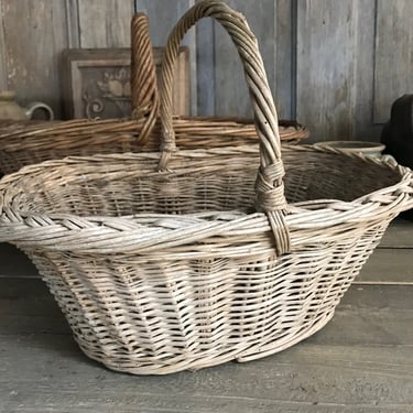 Rustic French Harvest Basket, Market, Flower, Gardening, Farmhouse, Farm Table 