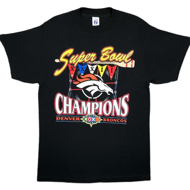 Vintage 1998 Logo 7 Denver Broncos Football Super Bowl XXXII Champions Graphic T-Shirt Size Medium/Large 