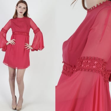 Vintage 60s Fuchsia Chiffon Dress / 1960s Simple Plain Mini Dress / Mod GoGo Solid Color / Large Kimono Fan Sleeves 
