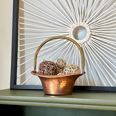 Vintage Hammered Copper Basket with a Brass Color Handle 