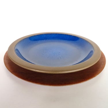 Heath Ceramics 9 1/4" Moonstone and Nutmeg Plate, Single Edith Heath Rim Line Salad Plate 