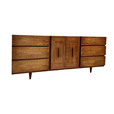 Midcentury Modern Lowboy 9 Drawer Dresser By American Of Martensville 