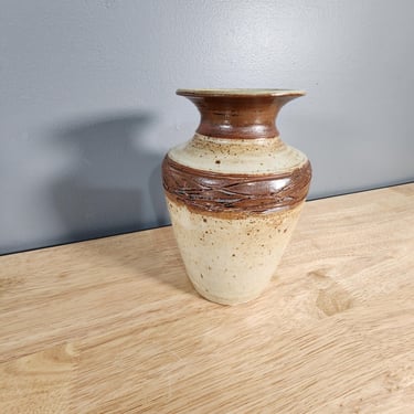 Studio Pottery Vase Signed Ed Lane 