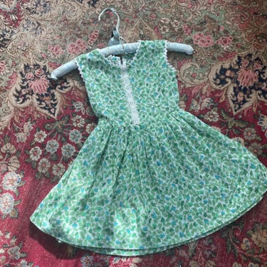 True vintage 1950’s little girls dress, cotton voile leaf print | sleeveless dress, handmade Easter dress, XS 