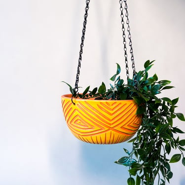 Hanging Terra Cotta Planter - Turmeric