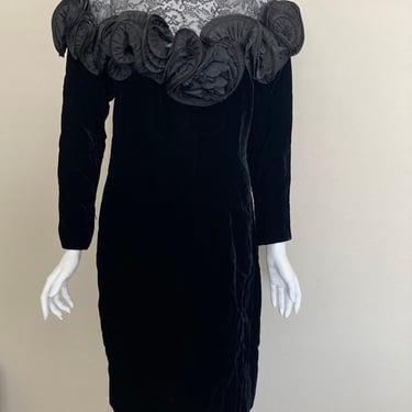 1980s Nina Ricci Haute Couture Black Velvet Dress 