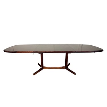 Danish Mid Century Modern Rosewood Extending Dining Table By Dyrlund Seats 10 