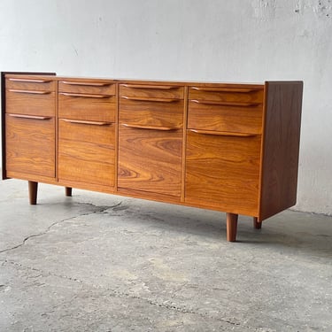 Scandiline Danish Mid Century Modern Office Teak 12 drawer Credenza 