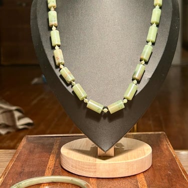 Faux Jade Jewelry Set Necklace Bangle Bracelet Green Plastic Jewelry Vintage 