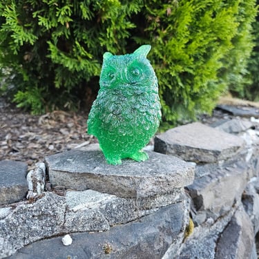 Owl Statue Resin Figurine Green 