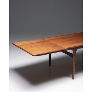Important Johannes Andersen, dining table for Uldum Møbelfabrik Vintage Teak 1960 