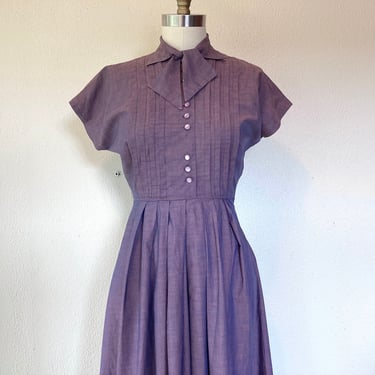 1940s Purple cotton dress 