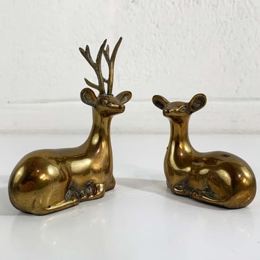 Vintage Brass Deer Set of 2 Reindeer Pair Mid-Century Hollywood Regency Home Décor Holiday Christmas Figure Buck Doe Antler 1960s 1970s MCM 