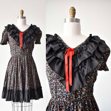 1970s Black Floral Square Dancing Dress / Black Western Style Dress / Square Dance Dress / Vintage Square Dance Dress with Elastic Waist 