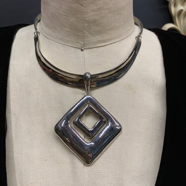 1990s necklace, vintage choker, silver metal, statement jewelry, geometric, chunky, mod style, early 2000s, 90s does 60s, ethnic style 