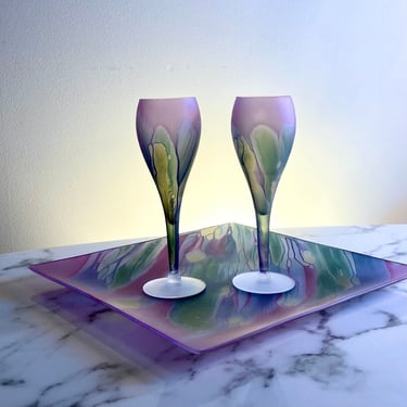 Set of 2 hand painted Reuven frosted wine glasses and serving tray 