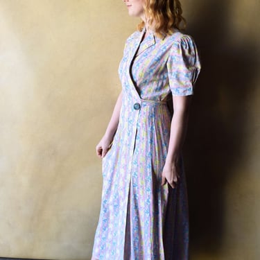1930s dressing gown . vintage 30s house dress . size xs to s/m 