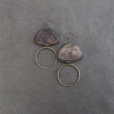 Large brown wooden earrings, bold statement earrings, Afrocentric African earrings, geometric earrings, mid century modern earrings, bronze 