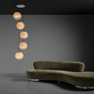 5-Globe Raak Chandelier / Vladimir Kagan Sofa