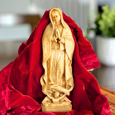 VINTAGE: Alabaster Resin Madonna on a Velvet Fabric - Religious - Virgen de Guadalupe - SKU 26-C-00013430 