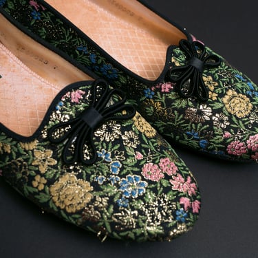 Lovely Vintage 70s 80s Black Metallic Floral Brocade Slippers / Flats by Daniel Green 