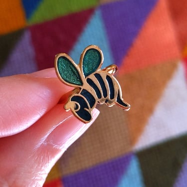Adorable Novelty Vintage 70s 80s Bee Gold Ring in Black & Green Stripes 