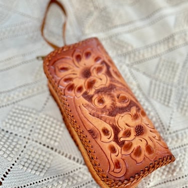 1950s Mexican Tooled Leather Wristlet Roses Vintage 