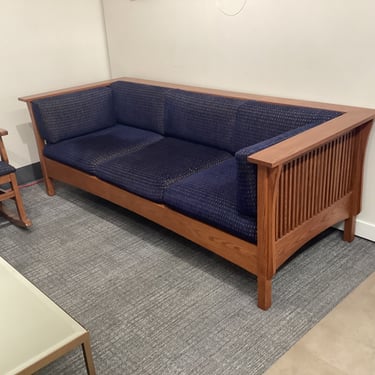 Simply Amish Prairie Mission Sofa