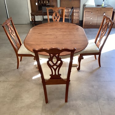 Traditional Meets Vintage Dining Set