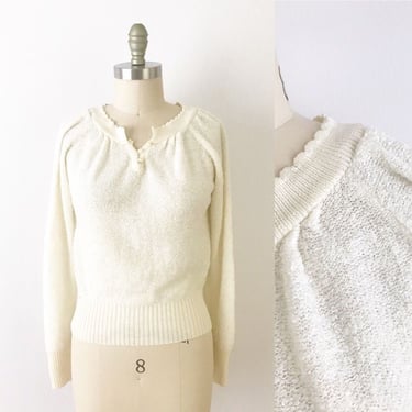 SIZE S Vintage White Boucle Knit Nubbly Sweater Fitted 