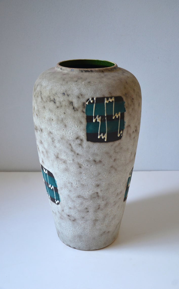 アート・デザイン・音楽 Fat Lava: West German Ceramics Fat Lava: West German Ceramics of the 1960s-70s - Mark Hill