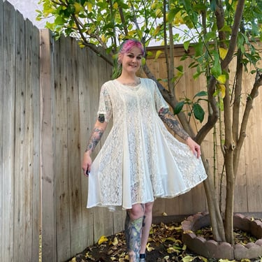 Vintage 1990’s White Lace Mini Dress by Starina 