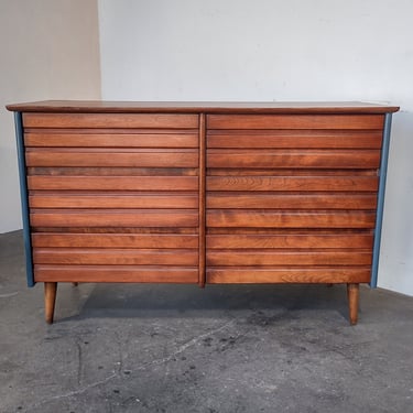 Mid-Century Modern Heywood Wakefield Lowboy Dresser 