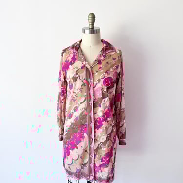 SIZE XS / S 1960s Emilio Pucci for Formfit Rogers Nightgown / 60s Button Down Sleep Shirt Pink Geometric Motif / Long Sleeve Button Up 