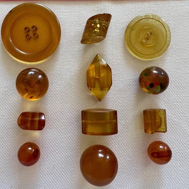 Buttons Bakelite apple juice choice 