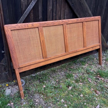 King Size Wicker Oak Headboard Vintage Mid-Century Modern Lane Drexel Heritage Cane Danish 