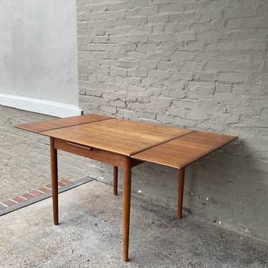 Danish Modern Draw Leaf Table