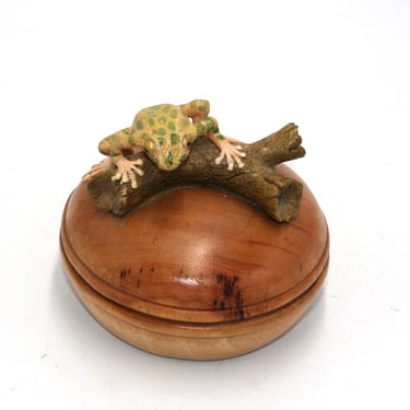 vintage frog trinket box 
